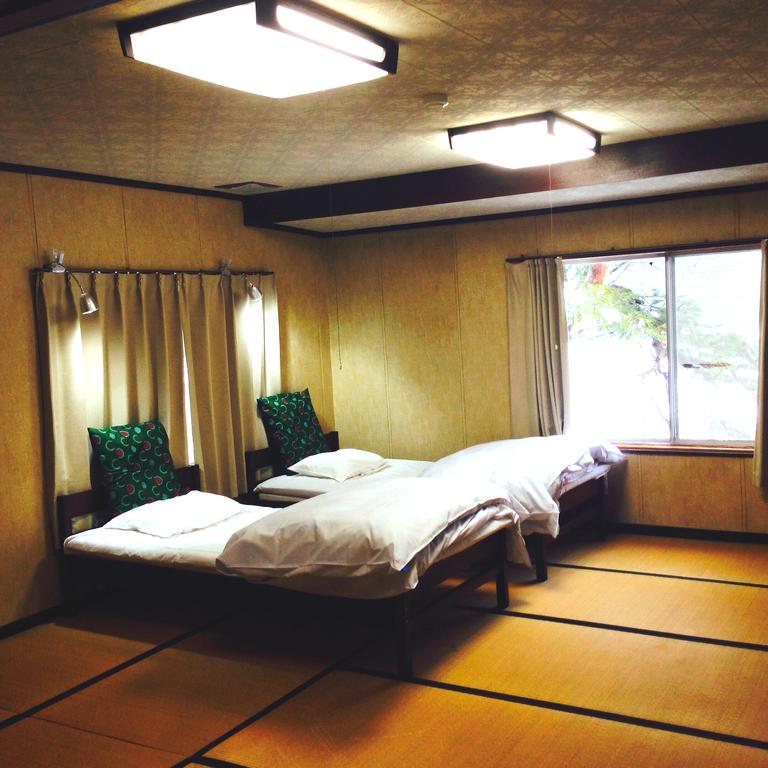 Guest House Yamashita-Ya Nanto Экстерьер фото