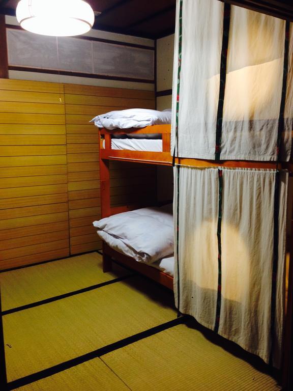 Guest House Yamashita-Ya Nanto Экстерьер фото