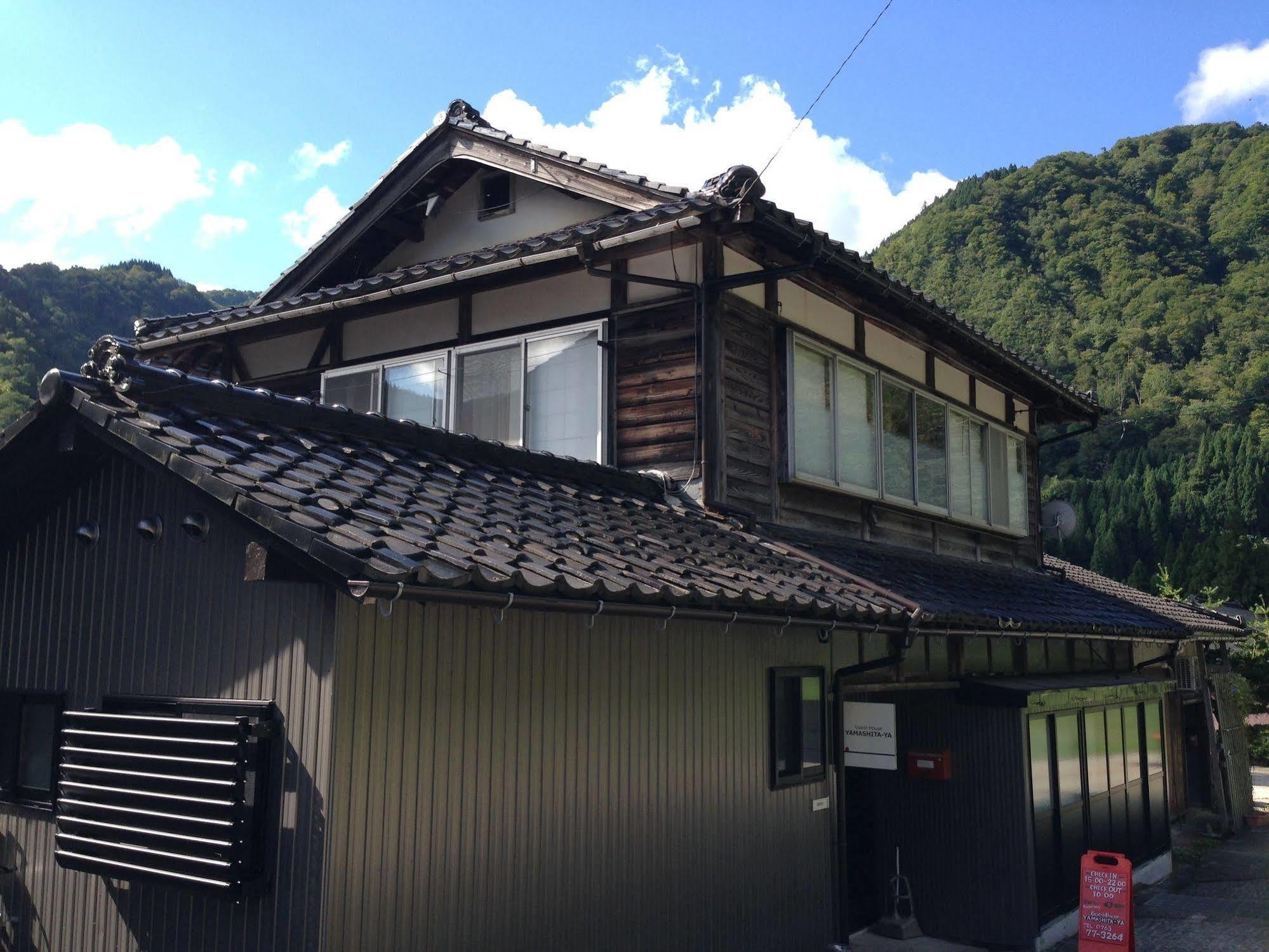 Guest House Yamashita-Ya Nanto Экстерьер фото