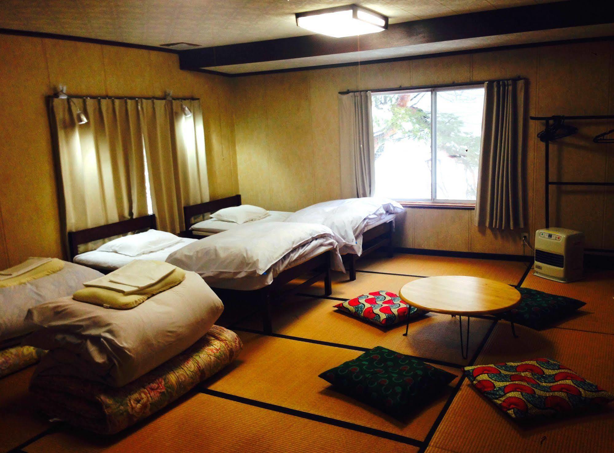 Guest House Yamashita-Ya Nanto Экстерьер фото